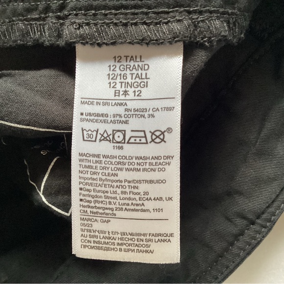 GAP Downtown Mid-Rise Khaki, Size 12T - Picture 8 of 10